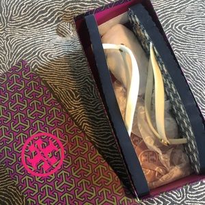 Tory Burch NWOT Flip Flops size 8